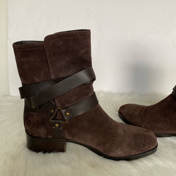 Pour La Victoire Brown Suede Booties / Size 9 - Picture 6 of 8